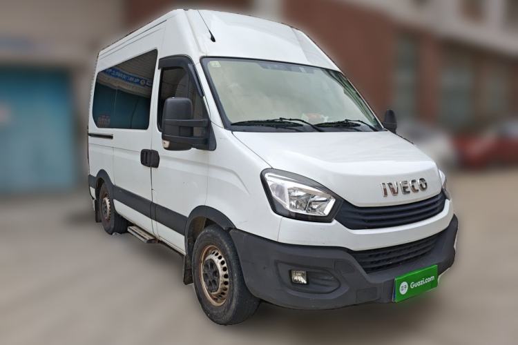 Used Iveco Eurocargo 2020 3.0T Manual Super Rui Short Wheelbase High-Roof F1C Front Right 45 Deg