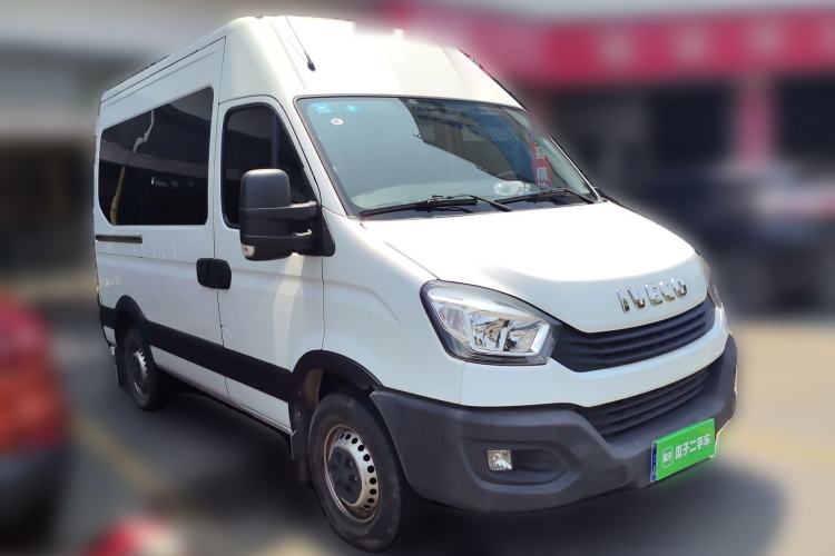 Used Iveco Eurocargo 2020 2.3T Manual Super-Rui Short Wheelbase High Roof High-Performance F1A Front Right 45 Deg