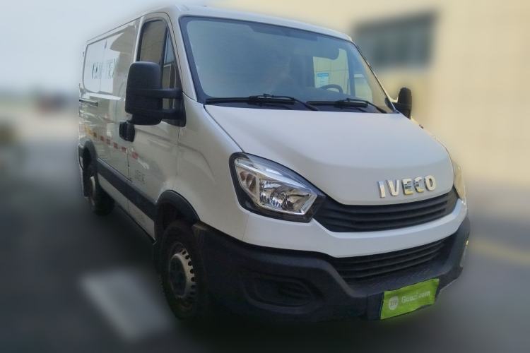 Used Iveco Eurocargo 2020 2.3T Manual - Yunrui Manual Door Short Wheelbase Low Roof Low Power F1A Front Right 45 Deg