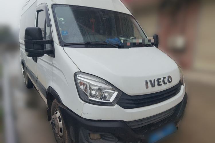 Used Iveco Eurocargo 2020 2.3T Manual Super Rui Short Wheelbase Low-Roof High-Power F1A Front Right 45 Deg