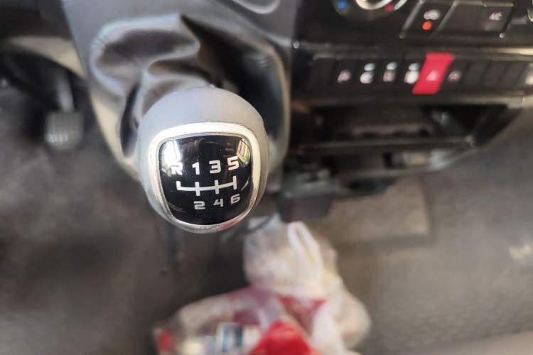 Used Iveco Eurocargo  Gear Lever