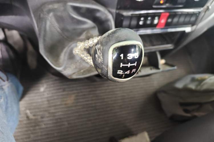 Used Iveco Eurocargo  Gear Lever
