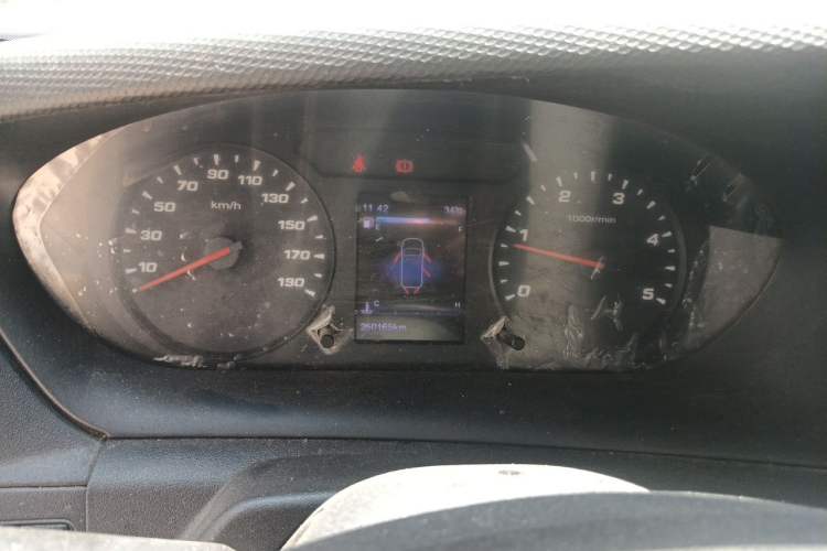 Used Iveco Eurocargo  Instrument Cluster
