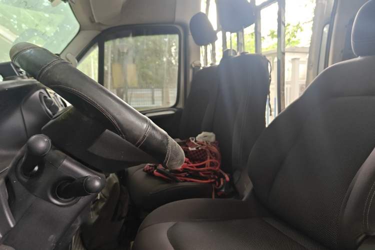 Used Iveco Eurocargo  Left Front Seat