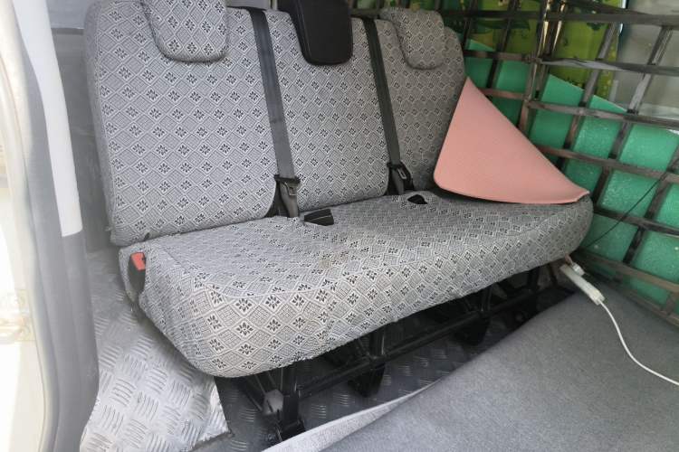 Used Iveco Eurocargo 2020 2.3T Manual Super Rui Long Wheelbase Short Overhang High Roof China VI F1A Left Rear Seat