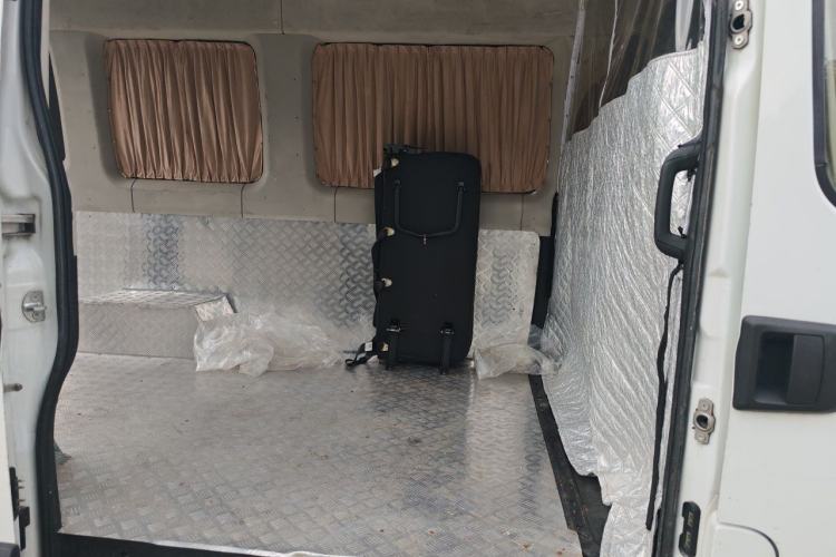 Used Iveco Eurocargo 2020 2.3T Manual Super Rui Long Wheelbase Short Overhang High Roof High Performance F1A Left Rear Seat