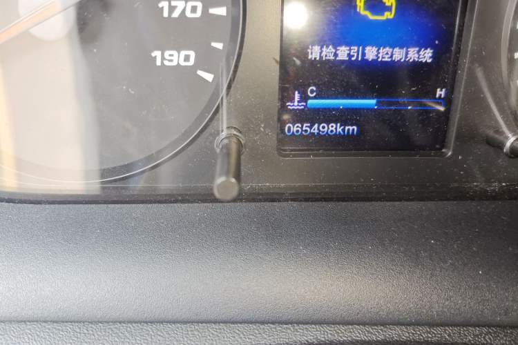 Used Iveco Eurocargo 2020 2.3T Manual Super-Rui Short Wheelbase High Roof High-Performance F1A Odometer Close Up