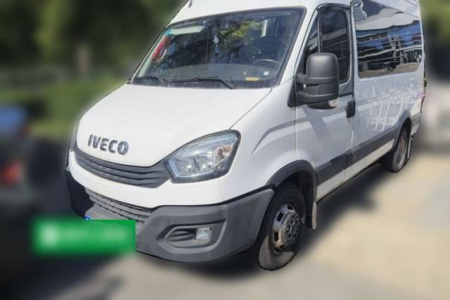 Used Iveco Eurocargo 2020 2.3T Manual Super Rui Long Wheelbase Short Overhang High Roof China VI F1A