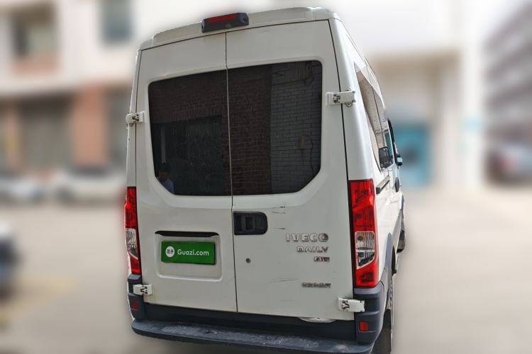 Used Iveco Eurocargo 2020 3.0T Manual Super Rui Short Wheelbase High-Roof F1C Rear