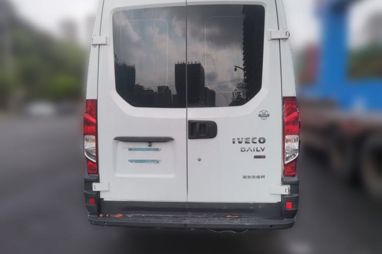 Used Iveco Eurocargo 2020 2.3T Manual Super Rui Long Wheelbase Short Overhang High Roof High Performance F1A Rear