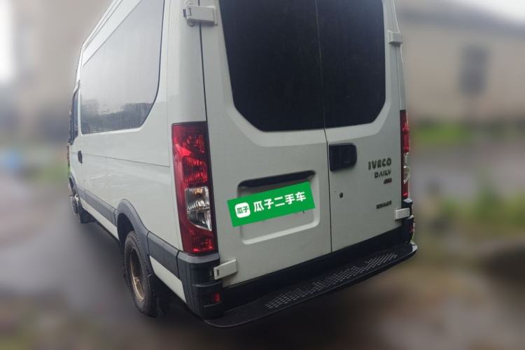 Used Iveco Eurocargo 2020 2.3T Manual Super Rui Long Wheelbase Short Overhang High Roof High Performance F1A Rear Left 45 Deg