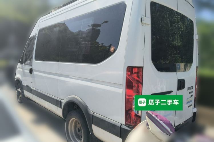 Used Iveco Eurocargo 2020 2.3T Manual Super Rui Long Wheelbase Short Overhang High Roof China VI F1A Rear Left 45 Deg