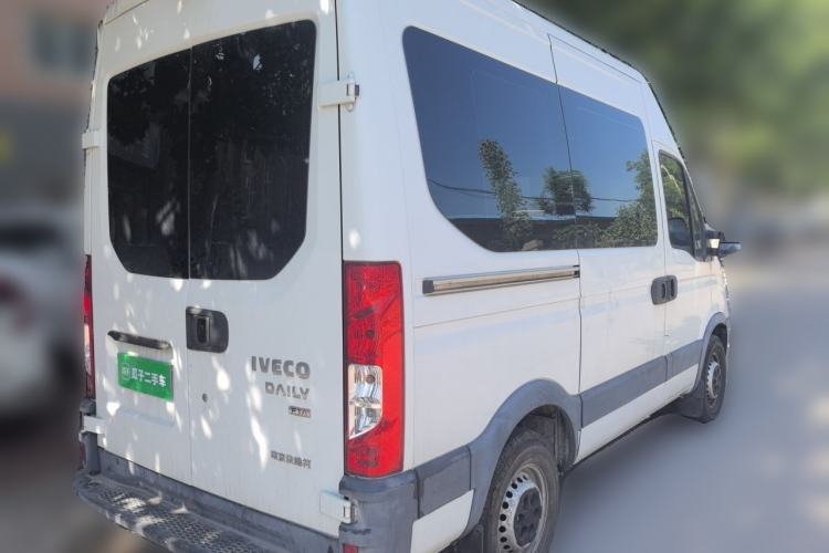 Used Iveco Eurocargo 2020 2.3T Manual Super-Rui Short Wheelbase High Roof High-Performance F1A Rear Right 45 Deg