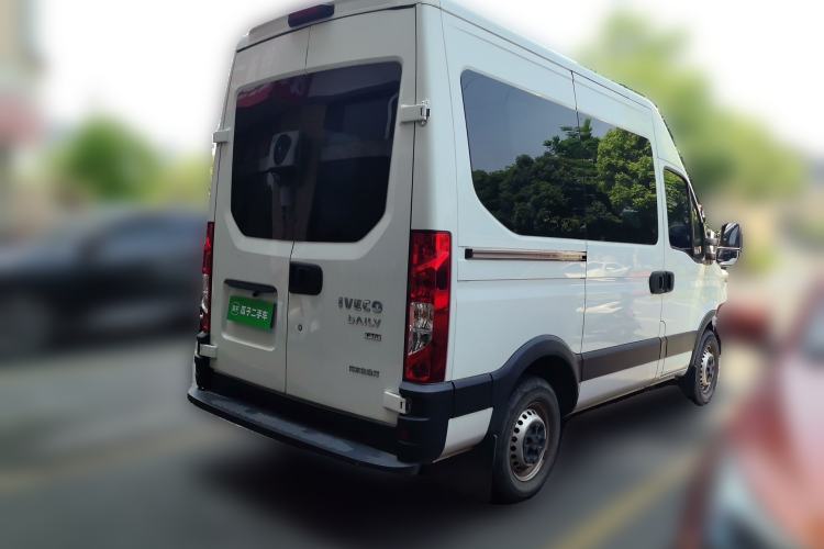 Used Iveco Eurocargo 2020 2.3T Manual Super-Rui Short Wheelbase High Roof High-Performance F1A Rear Right 45 Deg