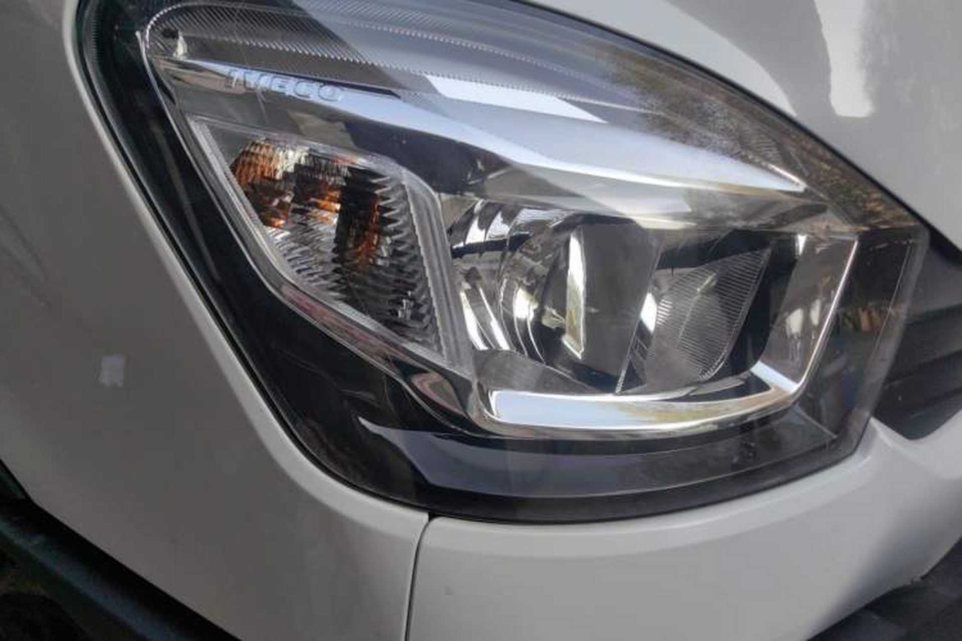 Used Iveco Eurocargo 2020 2.3T Manual Super Rui Short Wheelbase Low-Roof High-Power F1A Right Front Headlight