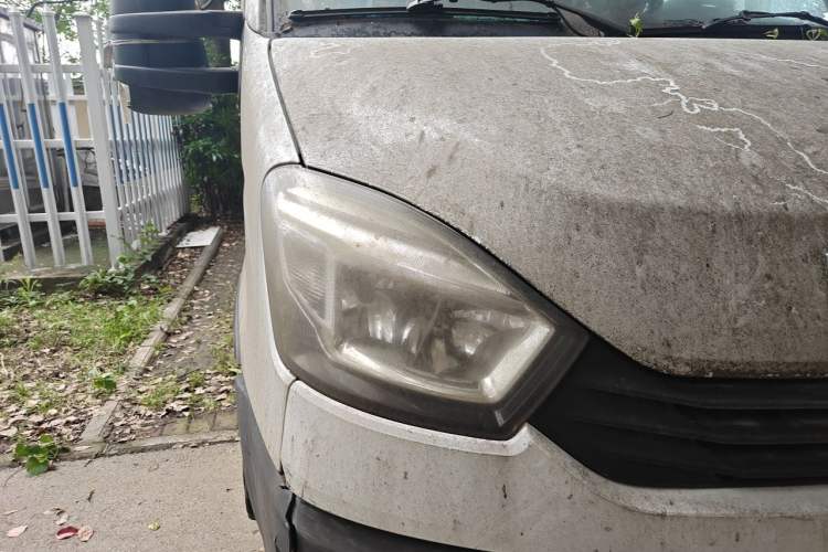 Used Iveco Eurocargo  Right Front Headlight