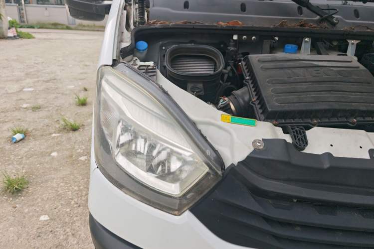 Used Iveco Eurocargo 2020 2.3T Manual Super Rui Long Wheelbase Short Overhang High Roof High Performance F1A Right Front Headlight
