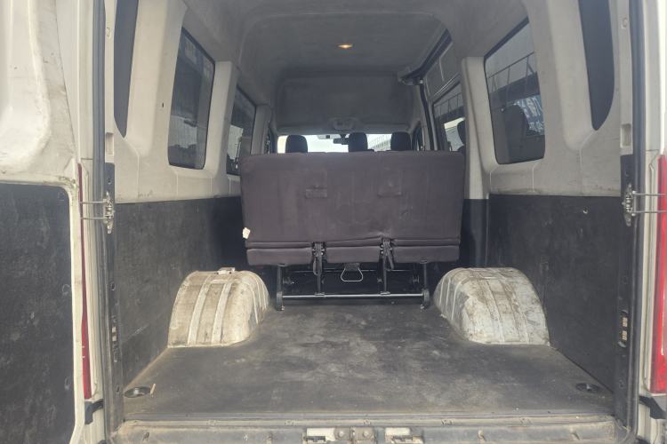 Used Iveco Eurocargo 2020 2.3T Manual Super Rui Long Wheelbase Short Overhang High Roof High Performance F1A Trunk
