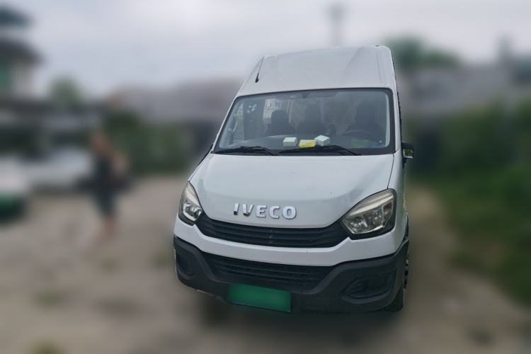 Used Iveco Eurocargo 2020 2.3T Manual Super Rui Long Wheelbase Short Overhang High Roof High Performance F1A Guazi used car, China used car export, Used car for sale, Used  cars, Cheapest cars for sale