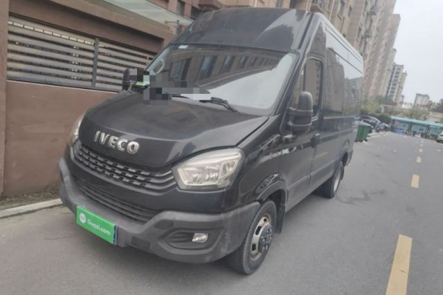 Used Iveco Eurocargo 2021 2.0T Manual Super Rui Long Wheelbase Short Overhang High Roof Side-Sliding Door F1A