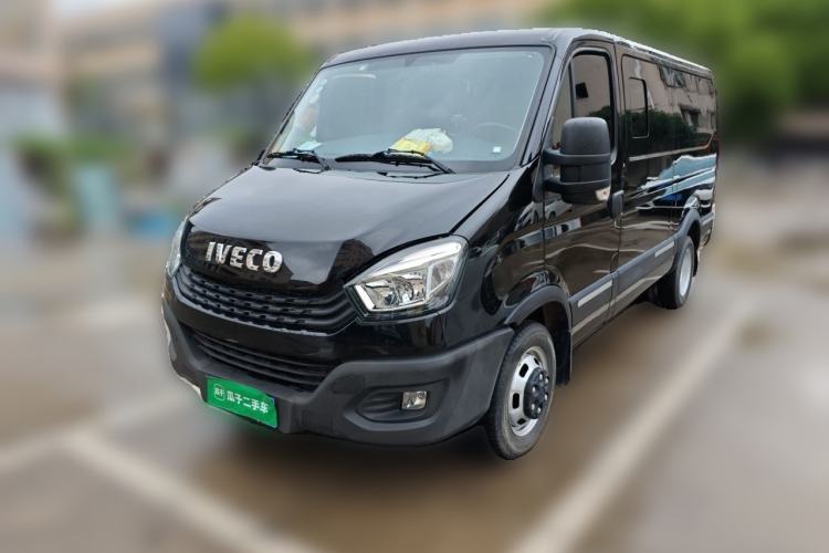 Used Iveco Eurocargo 2021 2.0T Manual Super Rui Long Wheelbase Short Overhang Low Roof Manual Doors F1A Guazi used car, China used car export, Used car for sale, Used  cars, Cheapest cars for sale