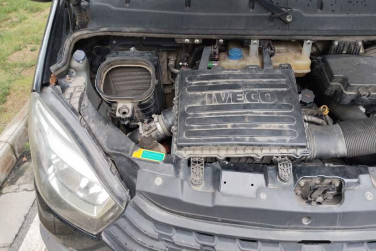 Used Iveco Eurocargo 2021 2.0T Manual Super-Rui Long Wheelbase Short Overhang High Roof Manual Doors F1A Engine Bay Right