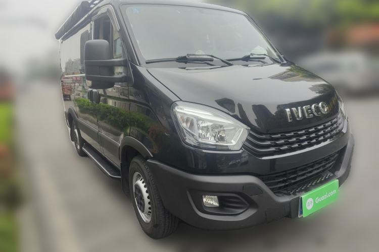 Used Iveco Eurocargo 2021 2.0T Manual Super-Rui Short Wheelbase Low-Roof Side-Hinged Door F1A Front Right 45 Deg