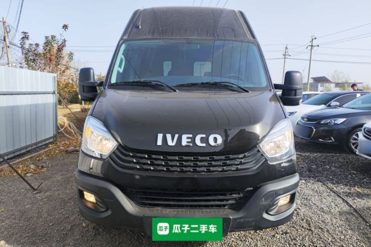 Used Iveco Eurocargo 2021 2.0T Manual Super-Rui Short Wheelbase High-Roof Side-Sliding Door F1A Front