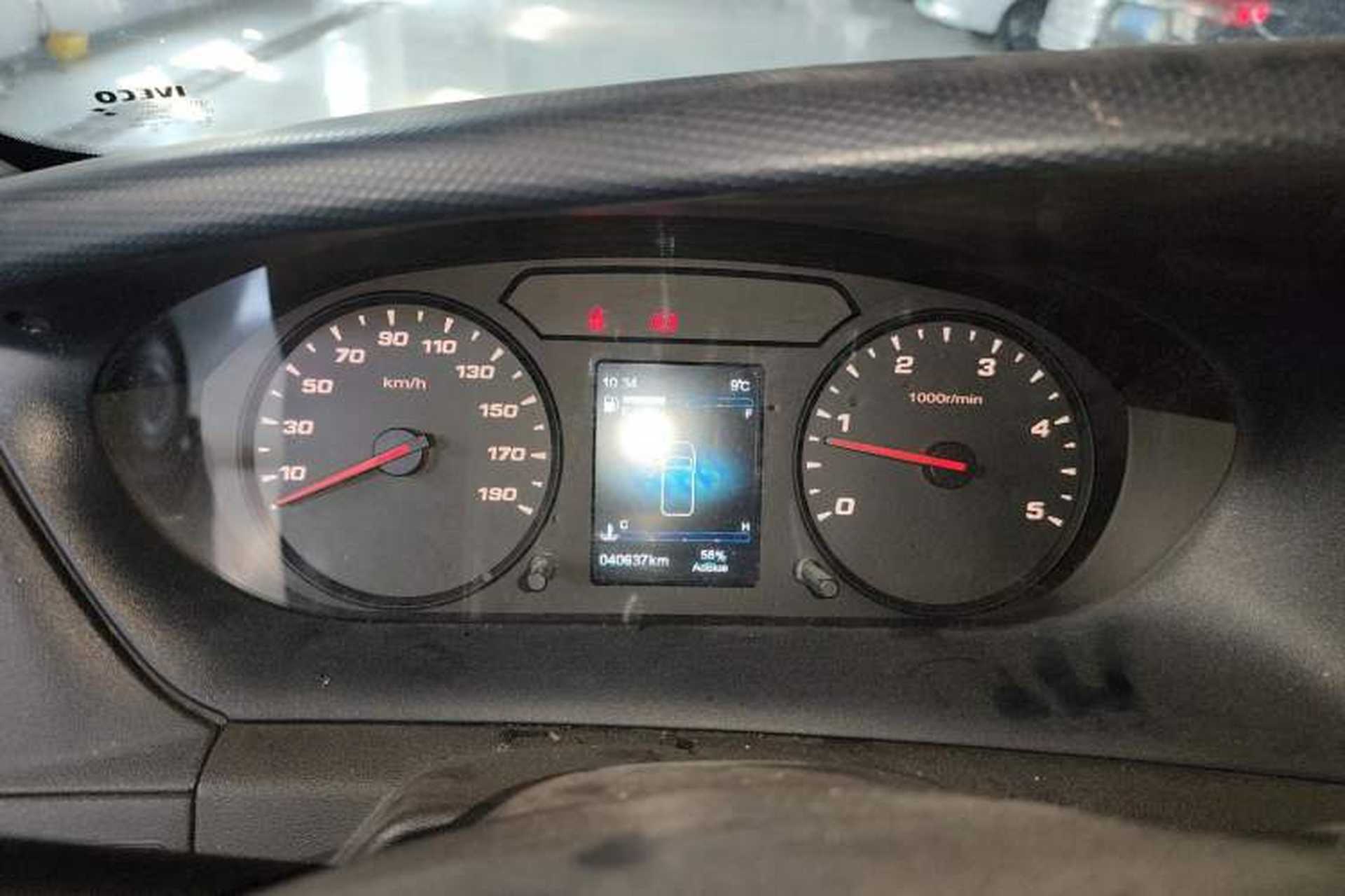 Used Iveco Eurocargo 2021 2.0T Manual Super-Rui Short Wheelbase Low-Roof Side-Hinged Door F1A Instrument Cluster