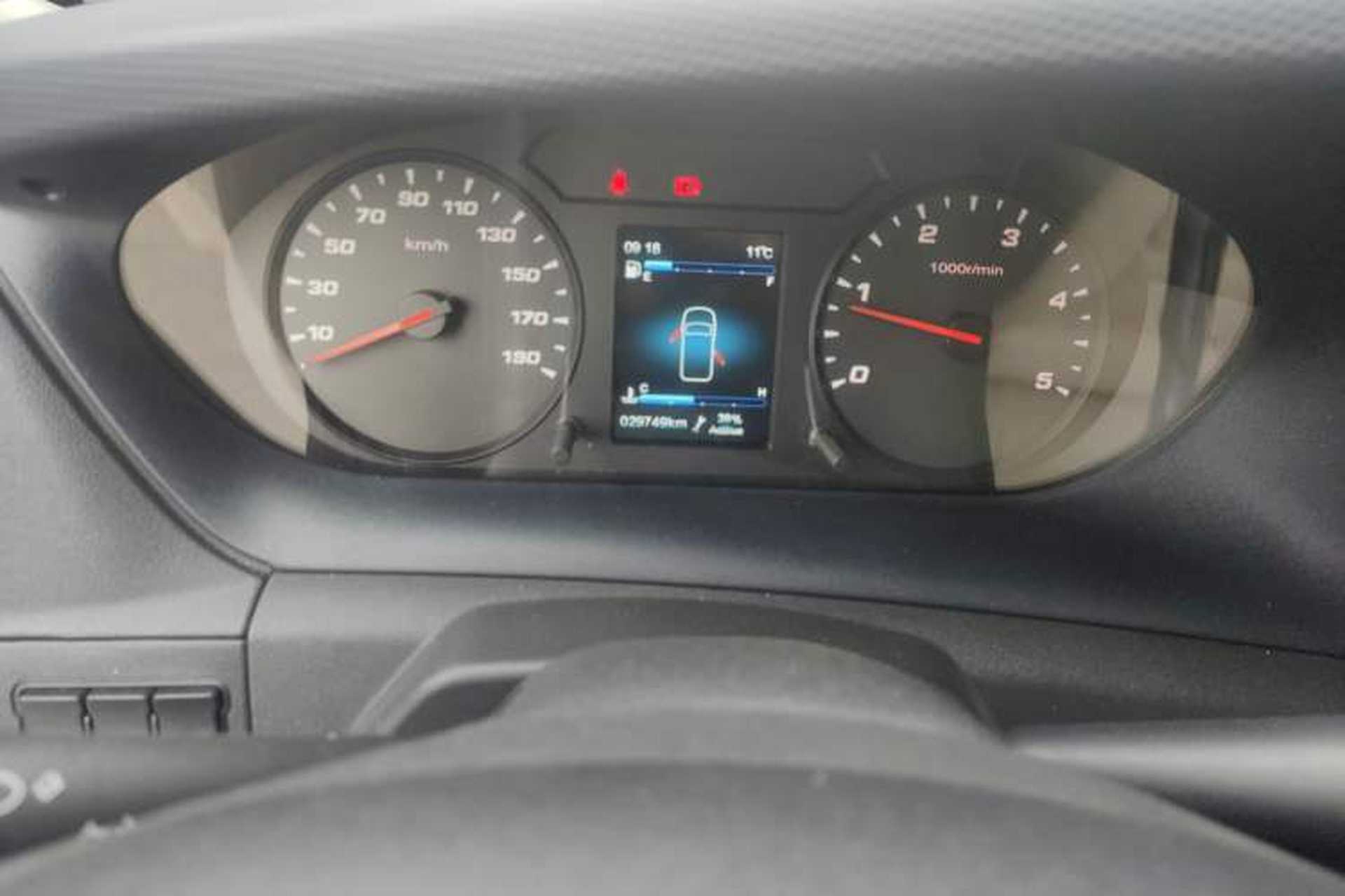 Used Iveco Eurocargo 2021 2.0T Manual Super-Rui Short Wheelbase Low-Roof Side-Hinged Door F1A Instrument Cluster