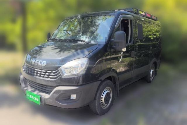 Used Iveco Eurocargo 2021 2.0T Manual Super-Rui Short Wheelbase Low-Roof Side-Hinged Door F1A