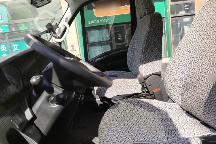 Used Iveco Eurocargo 2021 2.0T Manual Super Rui Long Wheelbase Short Overhang High Roof Side-Sliding Door F1A Left Front Seat