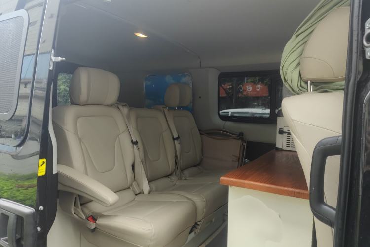 Used Iveco Eurocargo 2021 2.0T Manual Super-Rui Short Wheelbase Low-Roof Side-Hinged Door F1A Left Rear Seat
