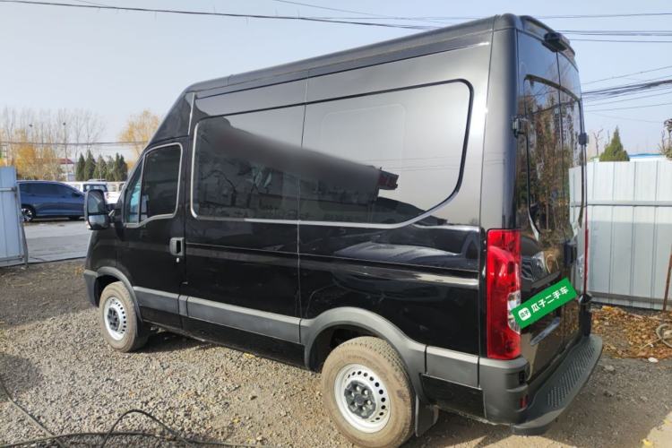 Used Iveco Eurocargo 2021 2.0T Manual Super-Rui Short Wheelbase High-Roof Side-Sliding Door F1A Left Side