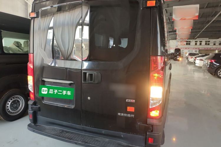 Used Iveco Eurocargo 2021 2.0T Manual Super-Rui Short Wheelbase Low-Roof Side-Hinged Door F1A Rear