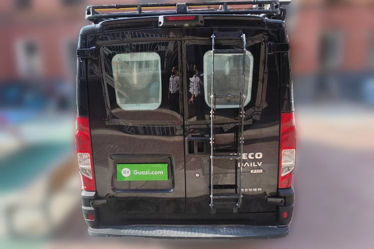 Used Iveco Eurocargo 2021 2.0T Manual Super-Rui Short Wheelbase Low-Roof Side-Hinged Door F1A Rear