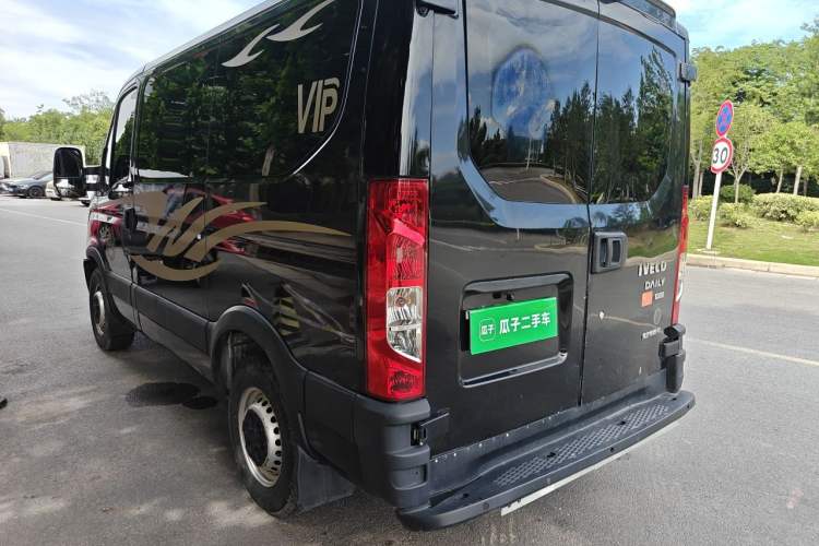 Used Iveco Eurocargo 2021 2.0T Manual Super-Rui Short Wheelbase Low-Roof Side-Hinged Door F1A Rear Left 45 Deg