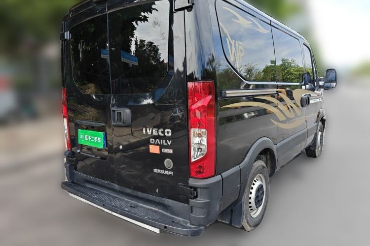 Used Iveco Eurocargo 2021 2.0T Manual Super-Rui Short Wheelbase Low-Roof Side-Hinged Door F1A Rear Right 45 Deg