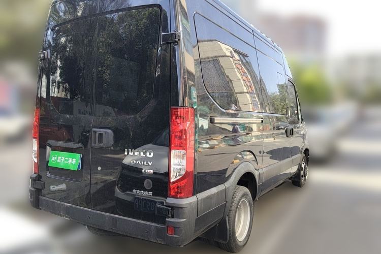 Used Iveco Eurocargo 2021 2.0T Manual Super Rui Long Wheelbase Short Overhang High Roof Side-Sliding Door F1A Rear Right 45 Deg