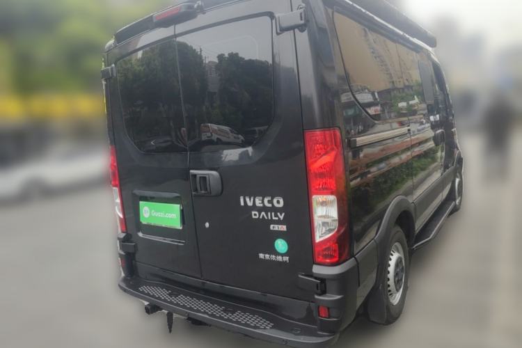 Used Iveco Eurocargo 2021 2.0T Manual Super-Rui Short Wheelbase Low-Roof Side-Hinged Door F1A Rear Right 45 Deg