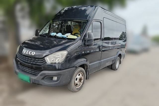 Used Iveco Eurocargo 2021 2.0T Manual - Yunrui Long Wheelbase Short Overhang High Roof Side-Sliding Door F1A