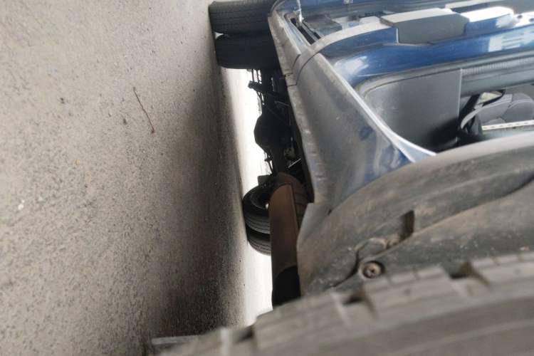 Used Iveco Eurocargo  Chassis Front Right