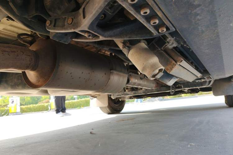 Used Iveco Eurocargo 2021 3.0T Automatic Chaorui Short Wheelbase High-Roof Side-Sliding Door F1C Chassis Rear Right