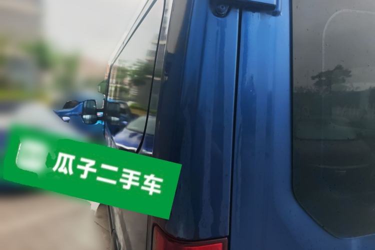 Used Iveco Eurocargo 2021 3.0T Automatic Chao Rui Short Wheelbase Low-Roof Side-Sliding Door F1C Exterior 3