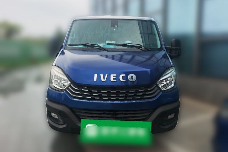 Used Iveco Eurocargo 2021 3.0T Automatic Chao Rui Short Wheelbase Low-Roof Side-Sliding Door F1C Front