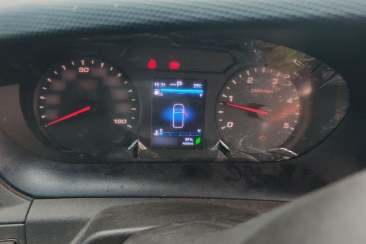 Used Iveco Eurocargo 2021 3.0T Automatic Chao Rui Short Wheelbase Low-Roof Side-Sliding Door F1C Instrument Cluster