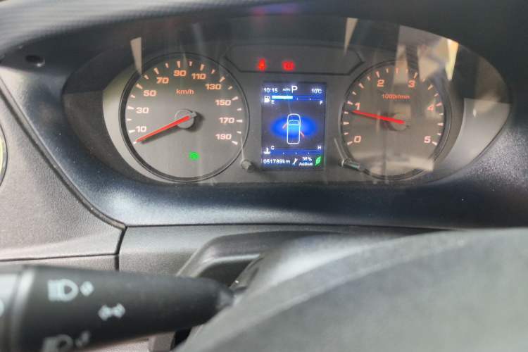 Used Iveco Eurocargo 2021 3.0T Automatic Yunrui Short-Wheelbase High-Roof Side-Sliding Door F1C Odometer Close Up