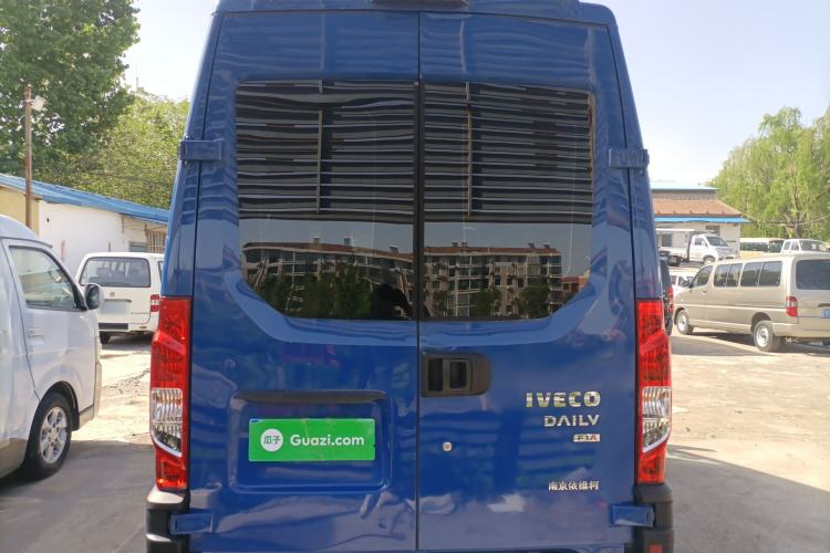 Used Iveco Eurocargo 2021 2.0T Manual Super Rui Short Wheelbase High-Roof Manual Door F1A Rear