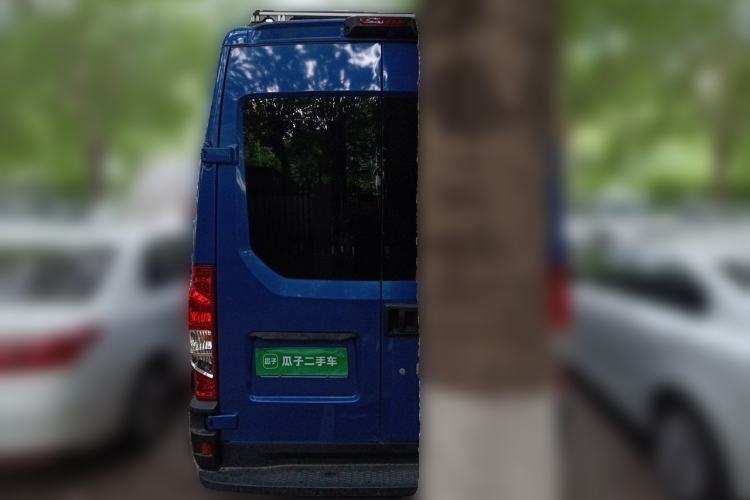 Used Iveco Eurocargo 2021 3.0T Automatic Chaorui Short Wheelbase High-Roof Manual Door F1C Rear