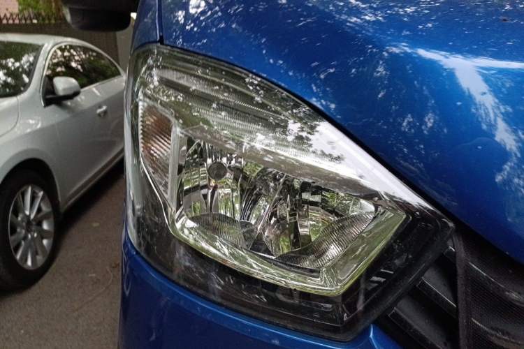 Used Iveco Eurocargo 2021 3.0T Automatic Chaorui Short Wheelbase High-Roof Manual Door F1C Right Front Headlight